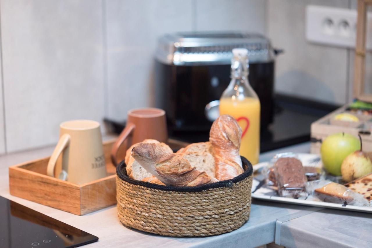 Love Suites & Spa "Le Loft" Avec Jacuzzi Privatif Médis エクステリア 写真
