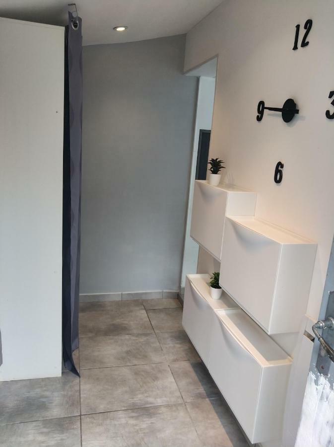Love Suites & Spa "Le Loft" Avec Jacuzzi Privatif Médis エクステリア 写真